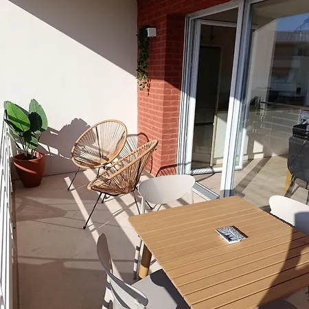 Διαμέρισμα T2 Avec Terrasse Et Parking Prive *