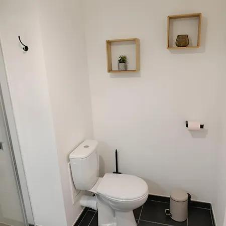T2 Avec Terrasse Et Parking Prive Appartement Gravelines